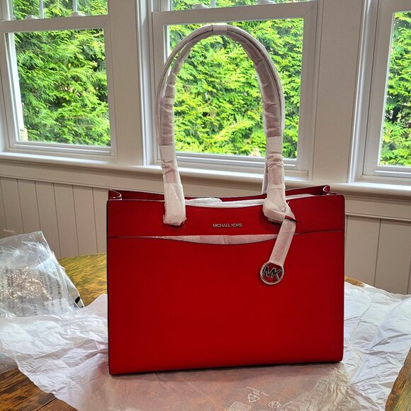 Dark Raspberry Jet Set Travel Large Saffiano Leather Tote Bag. Michael Kors. New - Picture 2 of 10